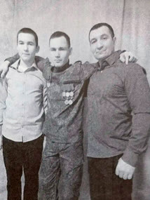 Денис Анатольевич с сыновьями